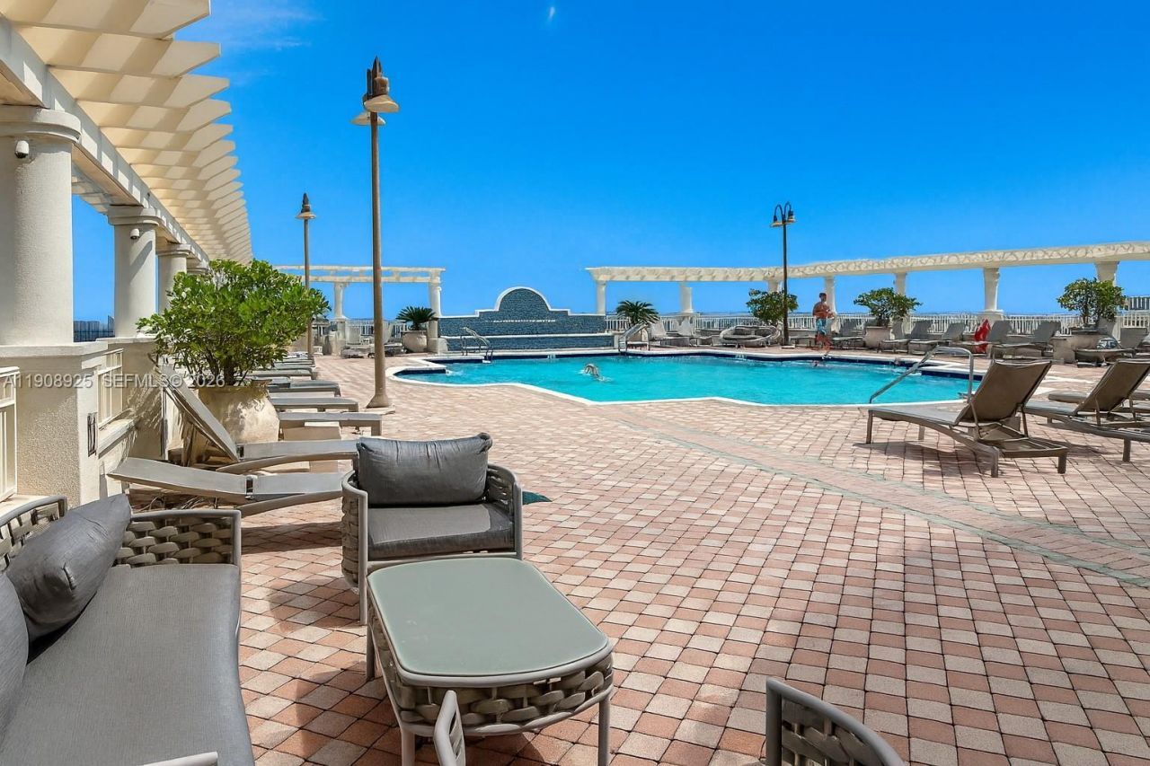 511 SE 5th Ave, Unit 1408, Fort Lauderdale, FL 33301 Photo