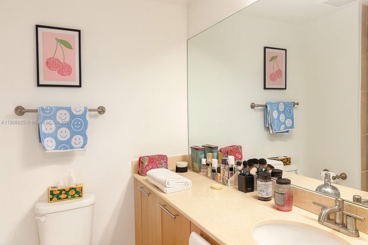 511 SE 5th Ave, Unit 1408, Fort Lauderdale, FL 33301 Photo