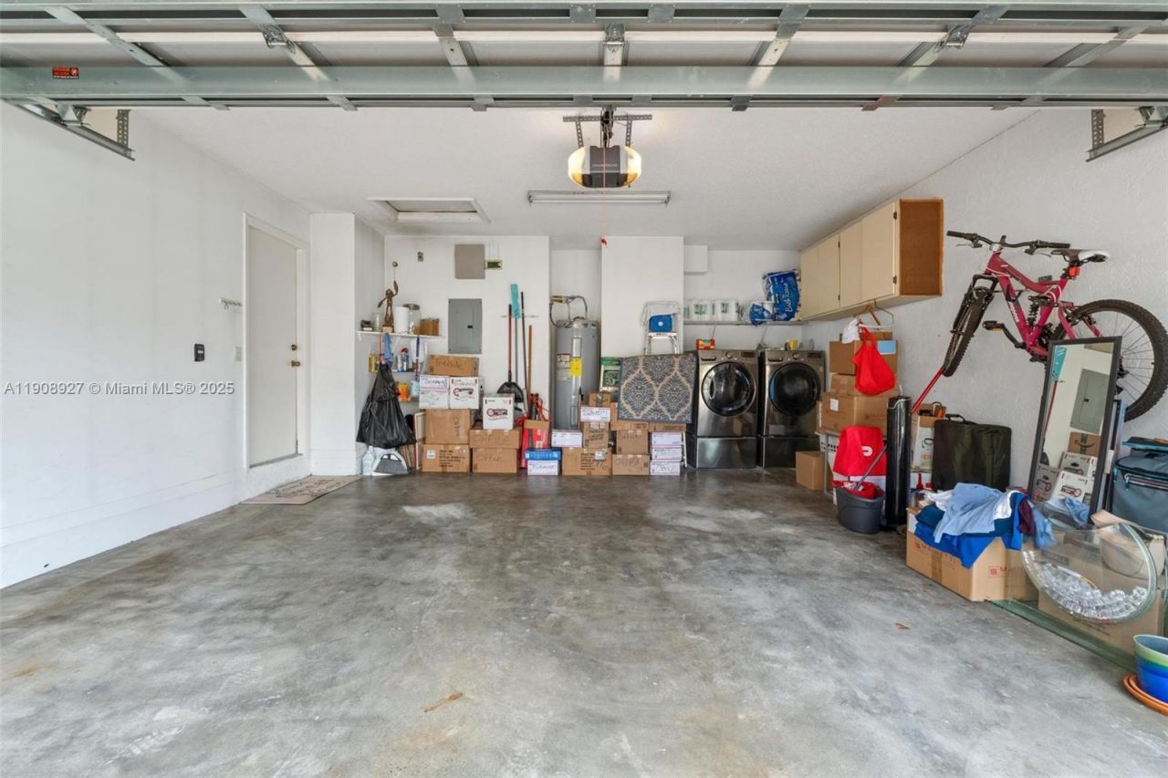 15624 NW 12th Rd, Pembroke Pines, FL 33028 Photo