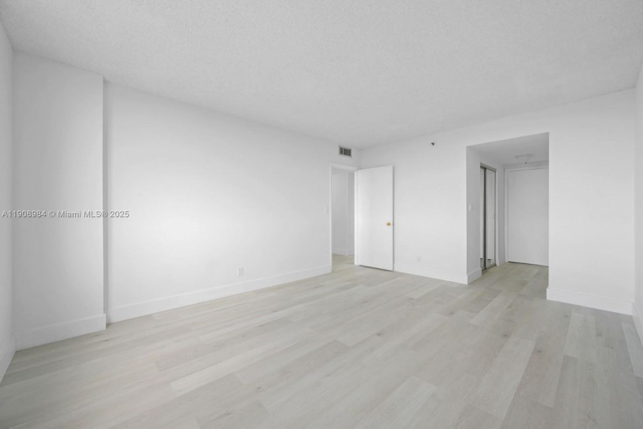 Please Call For Address, Unit 515, Hollywood, FL 33021 Photo