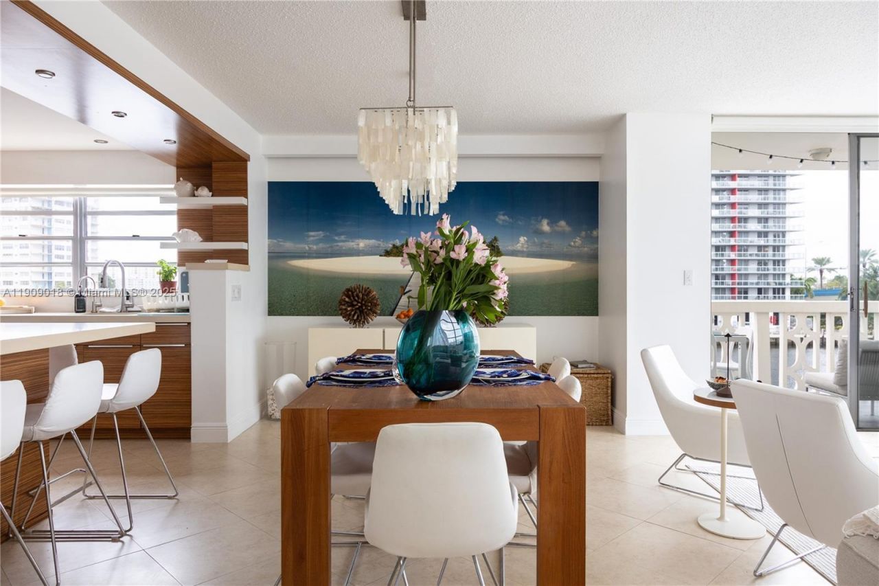 1817 S Ocean Dr, Unit 320, Hallandale Beach, FL 33009 Photo