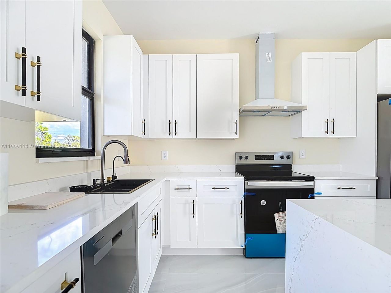 3814 9th St Sw, Lehigh Acres, FL 33976 Photo