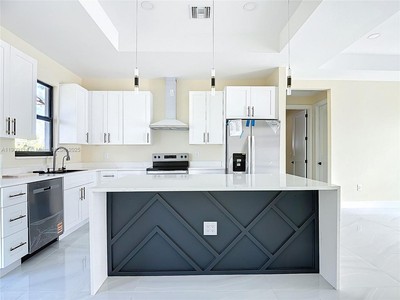 3814 9th St Sw, Lehigh Acres, FL 33976 Photo