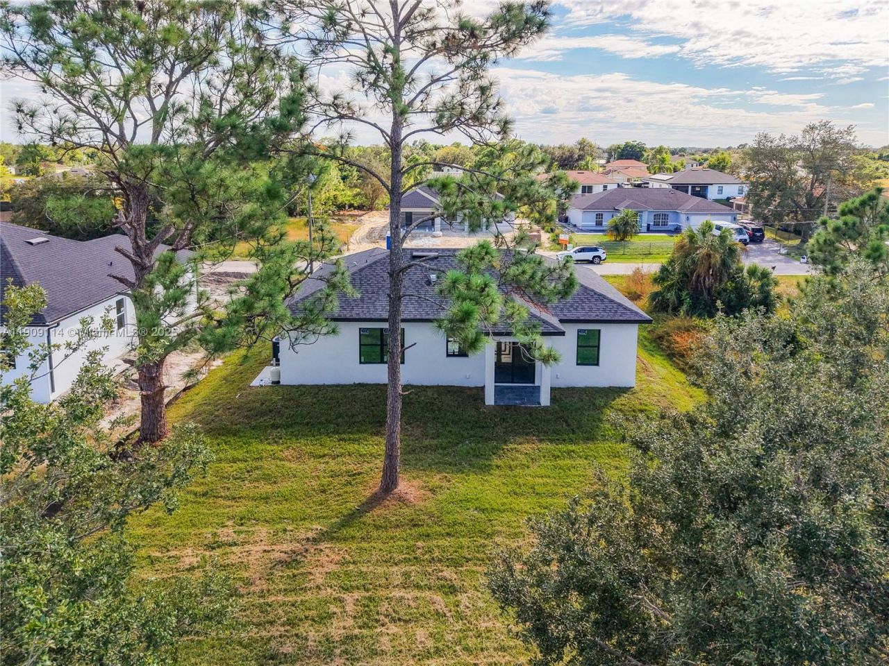 3814 9th St Sw, Lehigh Acres, FL 33976 Photo