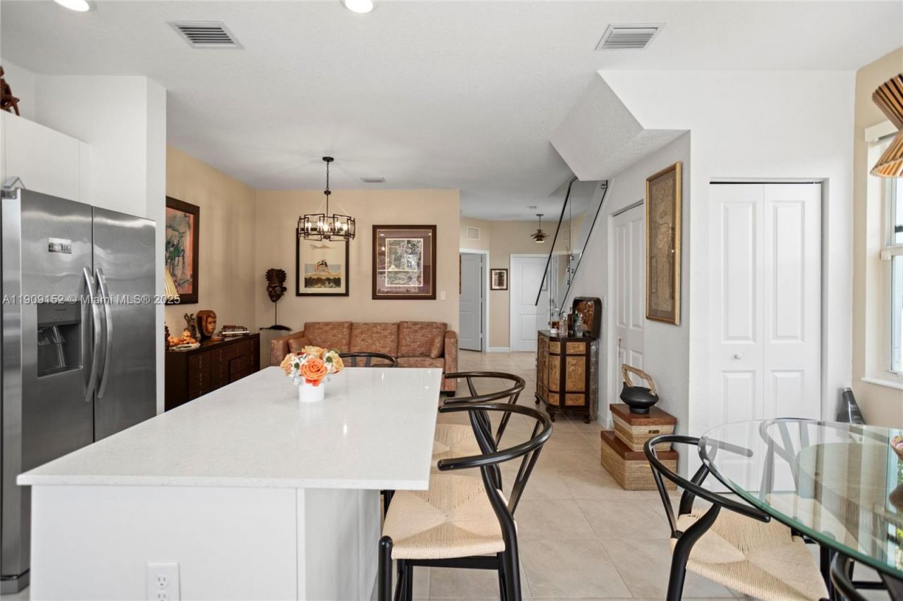 12317 NW 23rd Ct, Miami, FL 33167 Photo