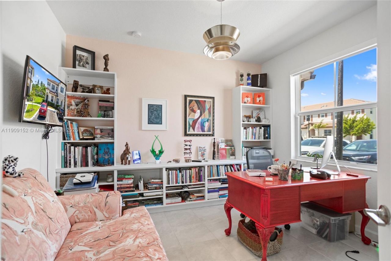 12317 NW 23rd Ct, Miami, FL 33167 Photo