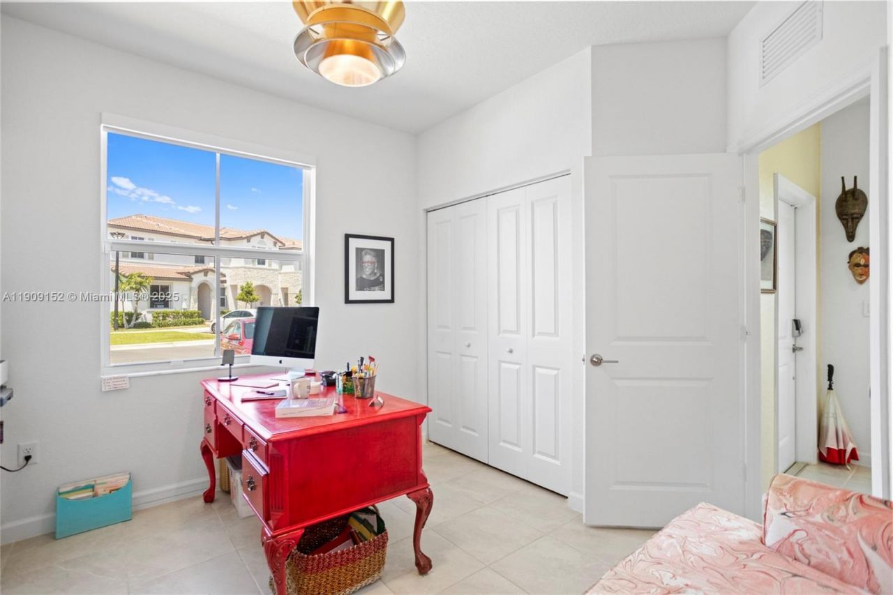 12317 NW 23rd Ct, Miami, FL 33167 Photo