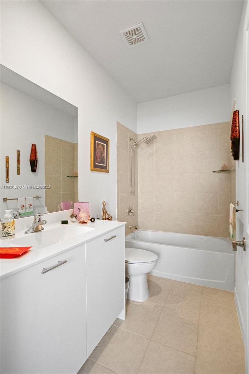 12317 NW 23rd Ct, Miami, FL 33167 Photo