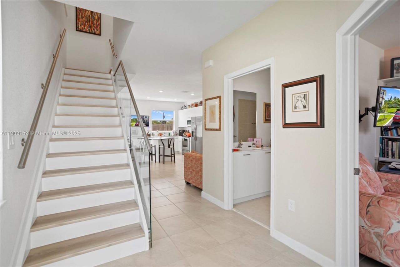 12317 NW 23rd Ct, Miami, FL 33167 Photo