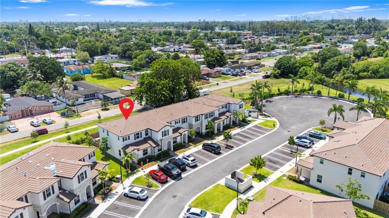 12317 NW 23rd Ct, Miami, FL 33167 Photo