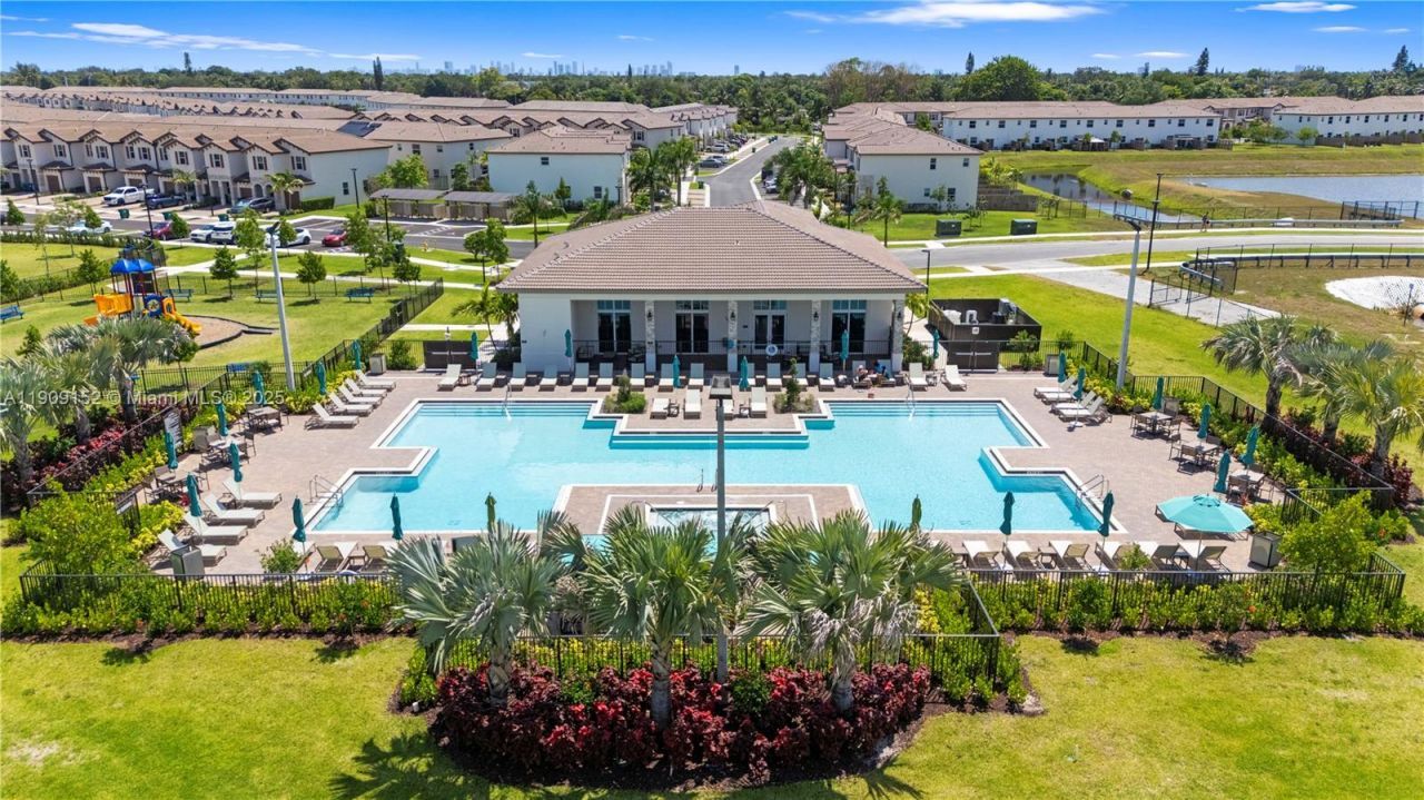 12317 NW 23rd Ct, Miami, FL 33167 Photo