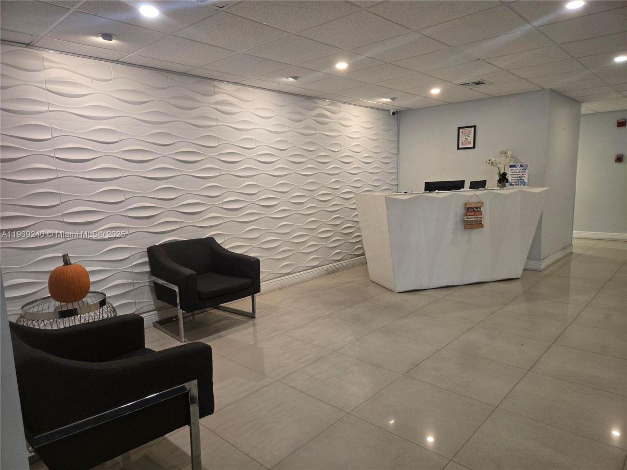 1600 S Ocean Dr, Unit 4I, Hollywood, FL 33019 Photo