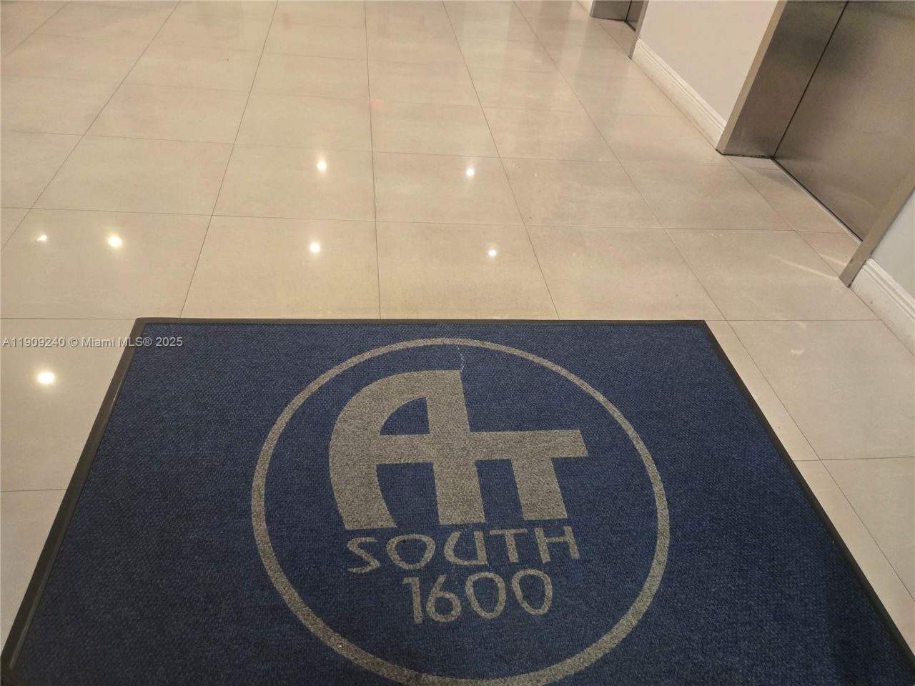 1600 S Ocean Dr, Unit 4I, Hollywood, FL 33019 Photo