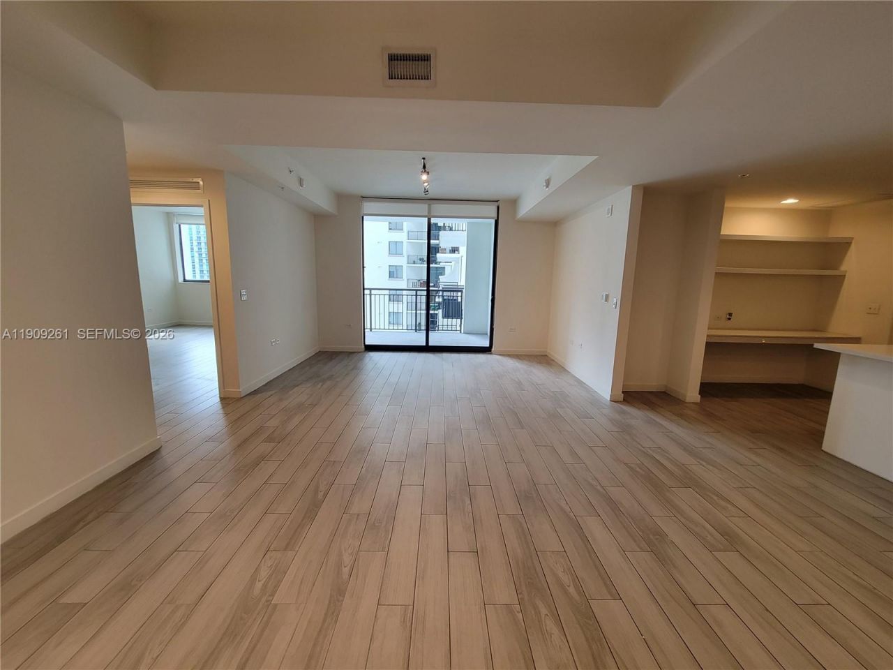 999 SW 1st Ave, Unit 2016, Miami, FL 33130 Photo