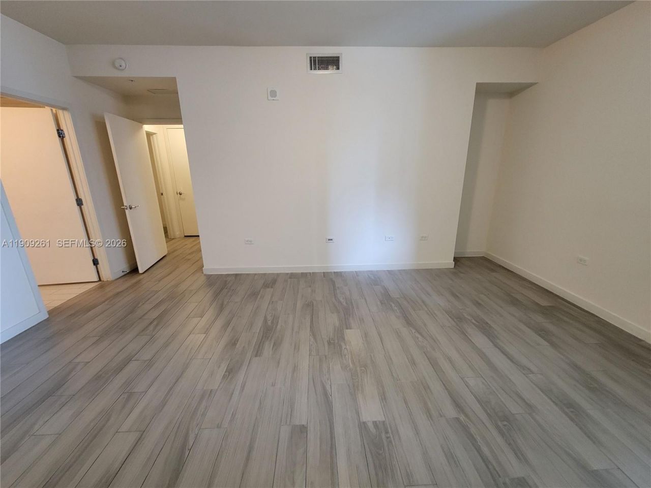 999 SW 1st Ave, Unit 2016, Miami, FL 33130 Photo