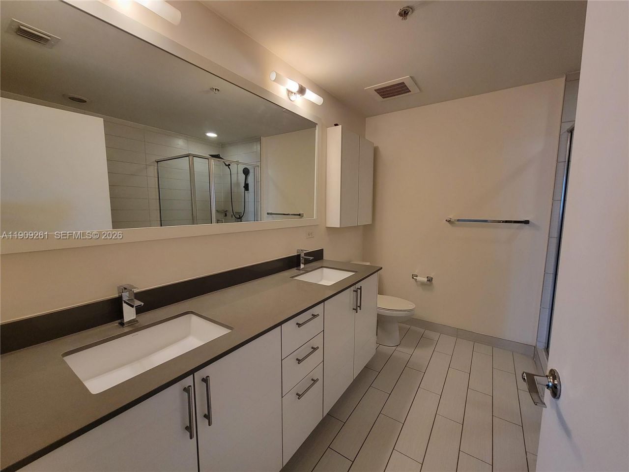 999 SW 1st Ave, Unit 2016, Miami, FL 33130 Photo