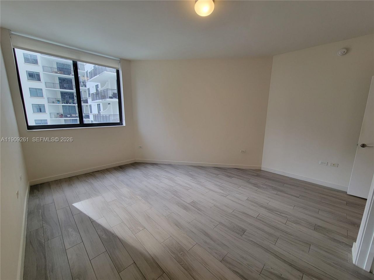 999 SW 1st Ave, Unit 2016, Miami, FL 33130 Photo