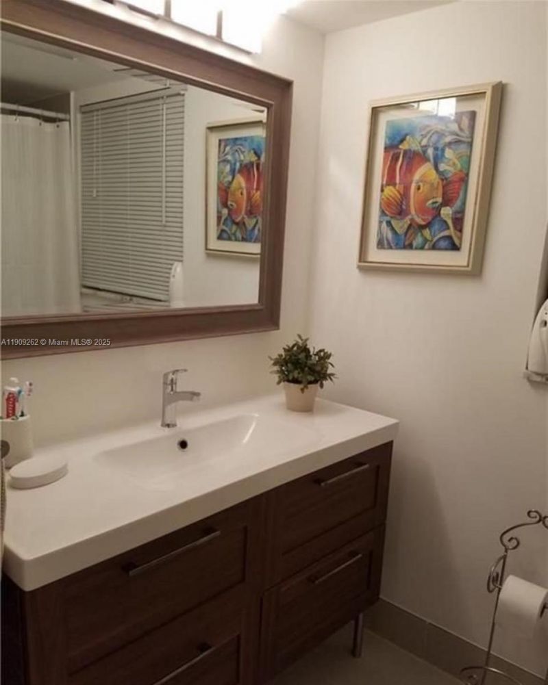 3150 N Palm Aire Dr, Unit 801, Pompano Beach, FL 33069 Photo