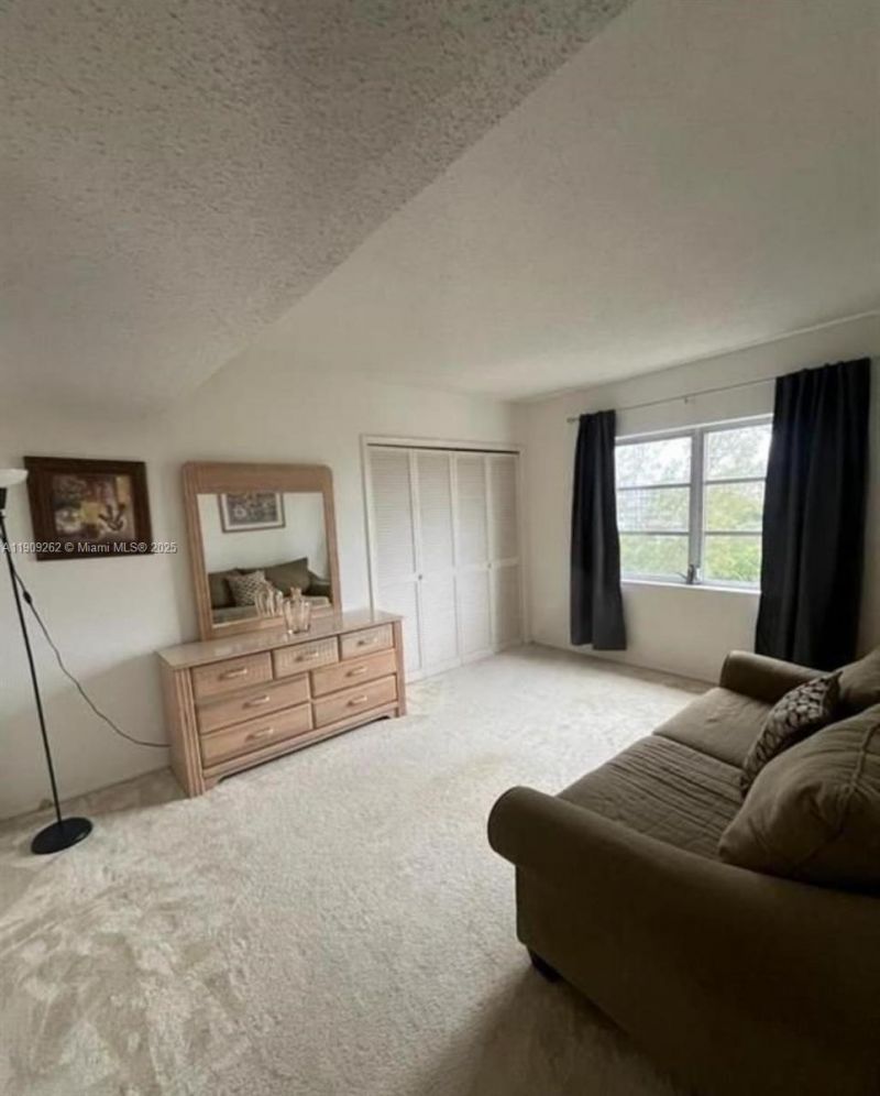 3150 N Palm Aire Dr, Unit 801, Pompano Beach, FL 33069 Photo