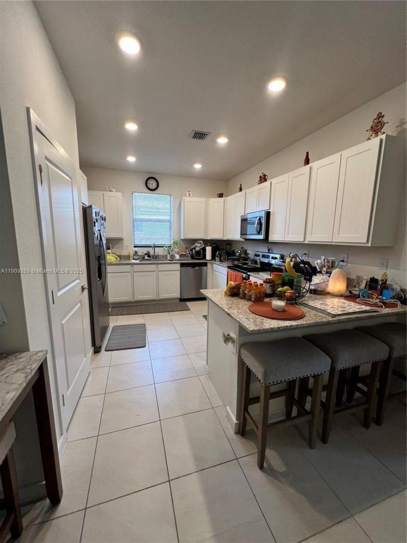 1695 SE 6th St, Homestead, FL 33033 Photo