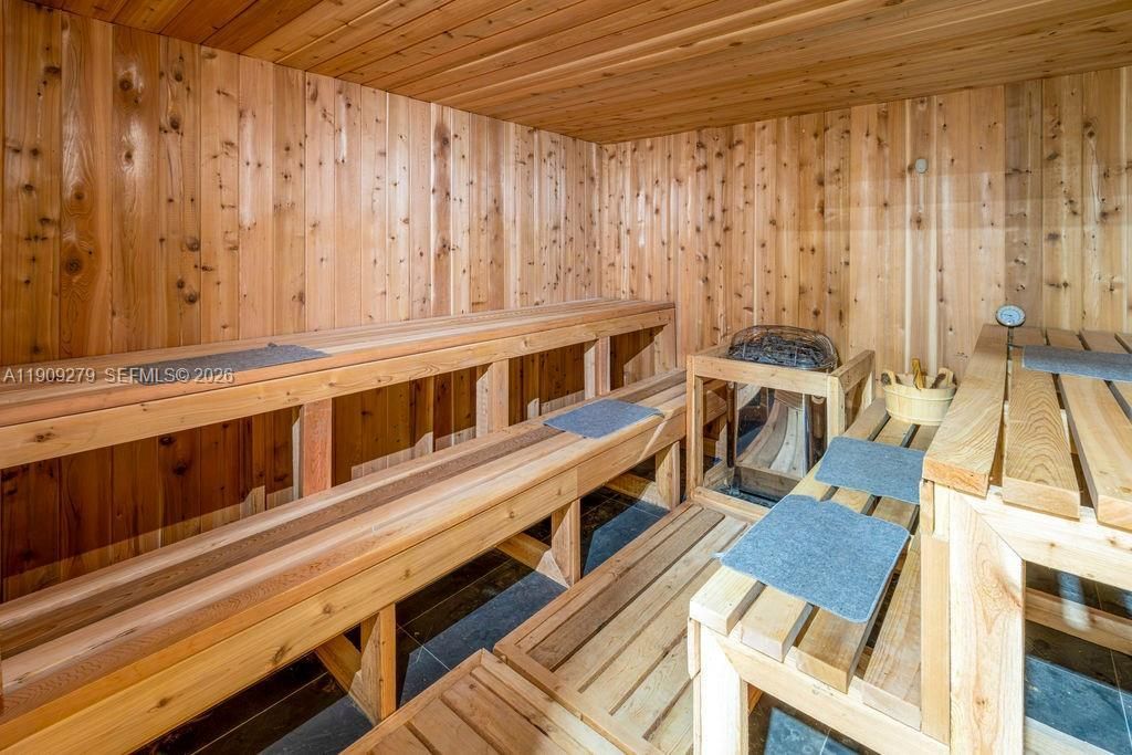 3140 S Ocean Dr, Unit PH7, Hallandale Beach, FL 33009 Photo