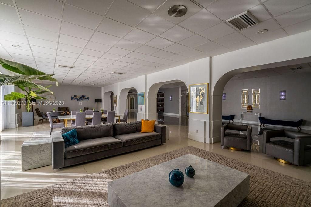 3140 S Ocean Dr, Unit PH7, Hallandale Beach, FL 33009 Photo