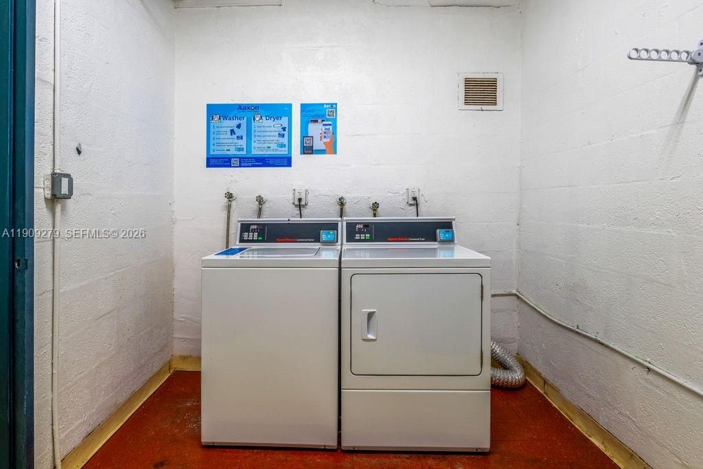 3140 S Ocean Dr, Unit PH7, Hallandale Beach, FL 33009 Photo