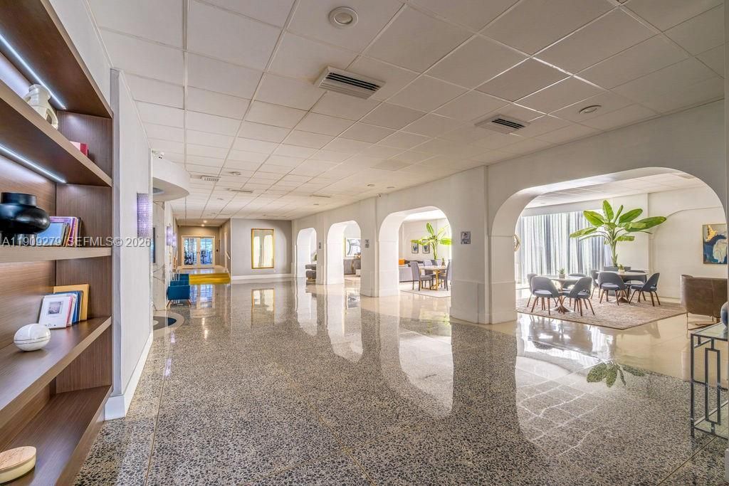 3140 S Ocean Dr, Unit PH7, Hallandale Beach, FL 33009 Photo