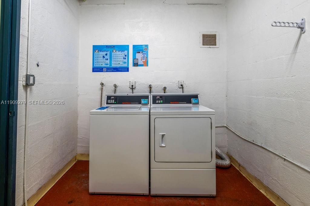 3140 S Ocean Dr, Unit PH7, Hallandale Beach, FL 33009 Photo