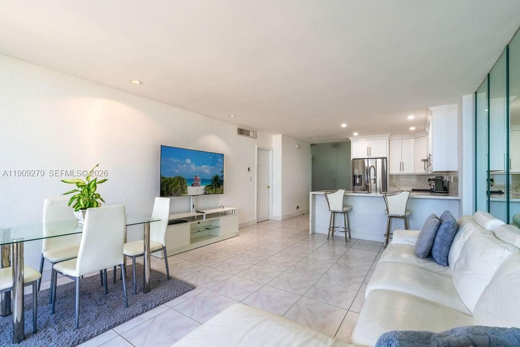 3140 S Ocean Dr, Unit PH7, Hallandale Beach, FL 33009 Photo