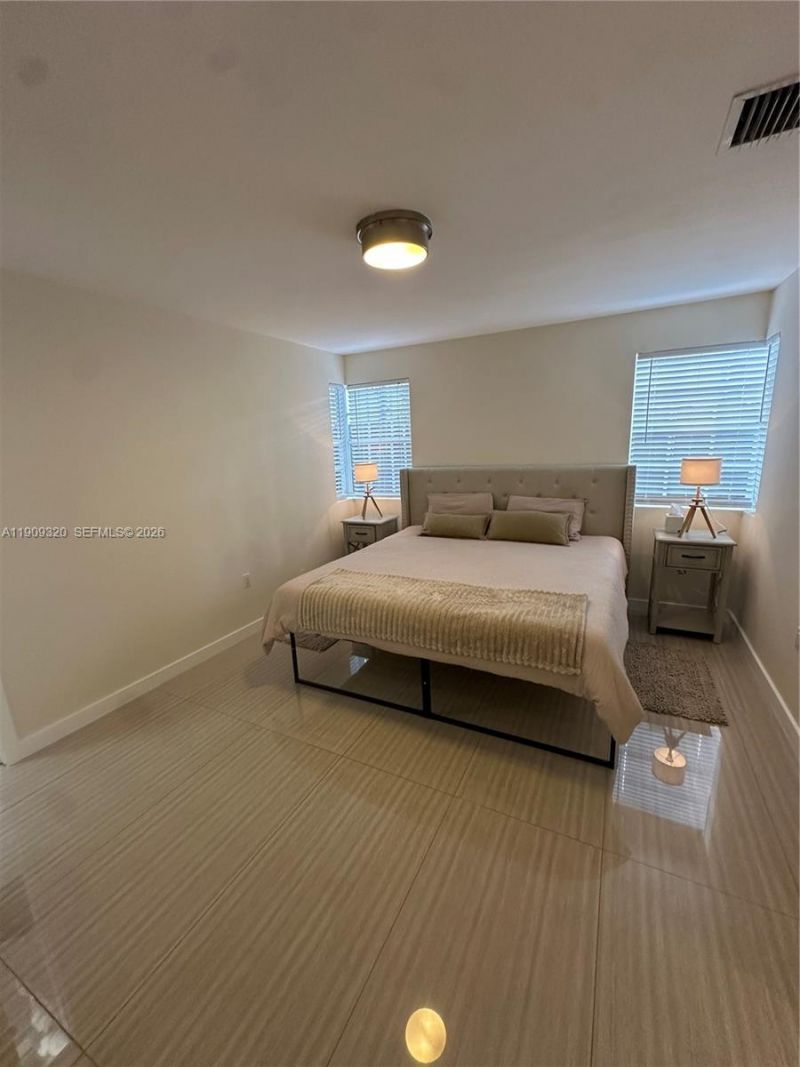 9464 Abbott Ave, Surfside, FL 33154 Photo