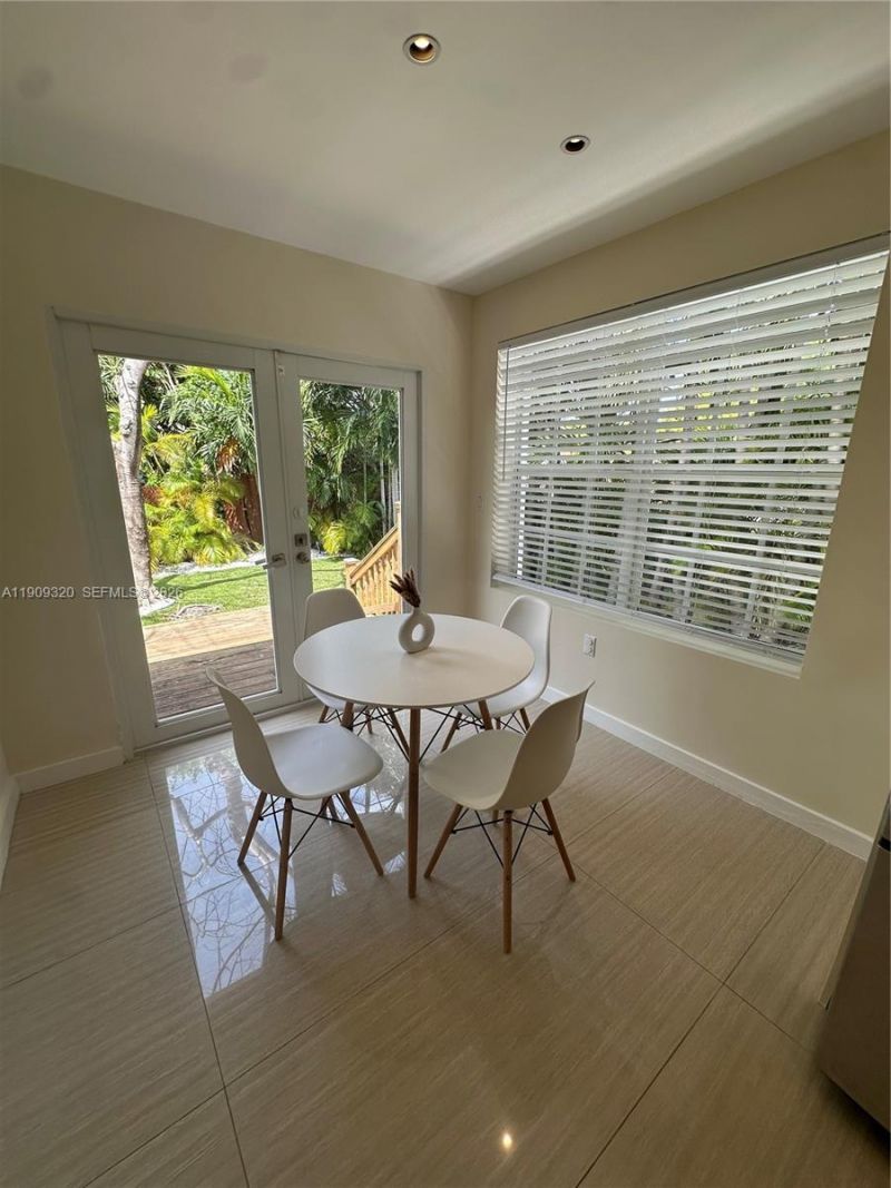 9464 Abbott Ave, Surfside, FL 33154 Photo