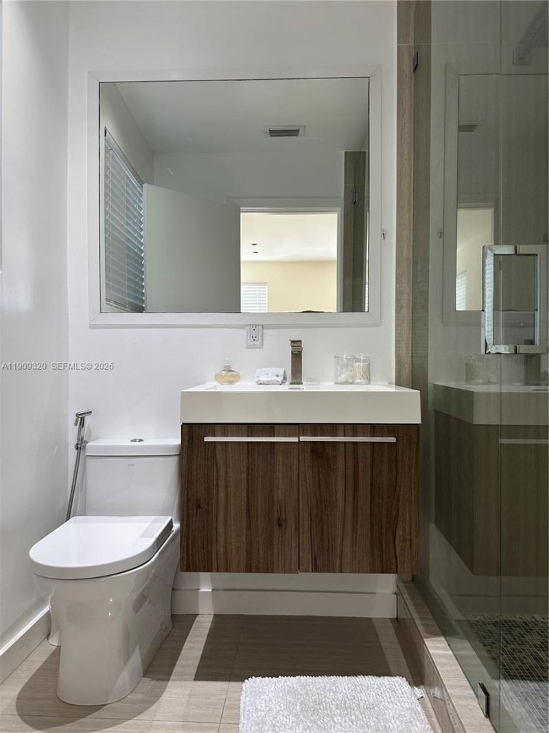 9464 Abbott Ave, Surfside, FL 33154 Photo