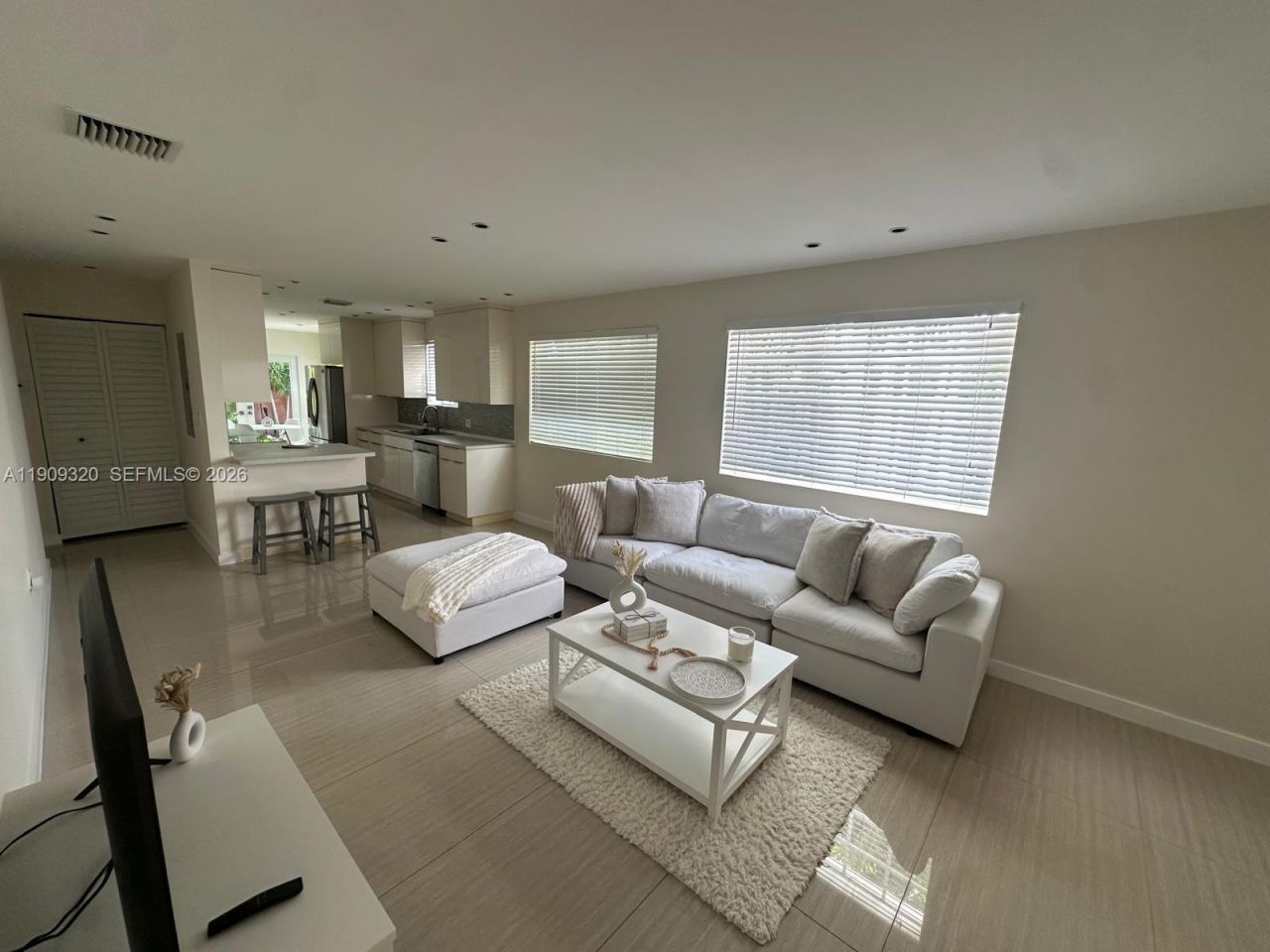 9464 Abbott Ave, Surfside, FL 33154 Photo