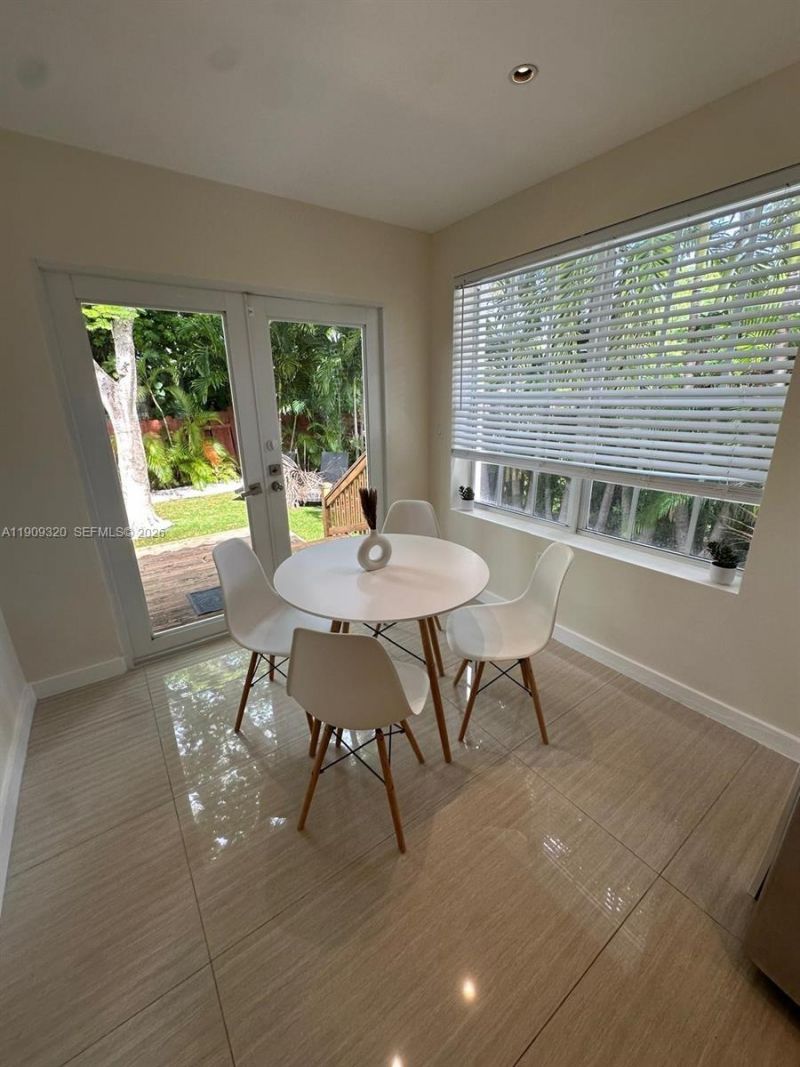 9464 Abbott Ave, Surfside, FL 33154 Photo