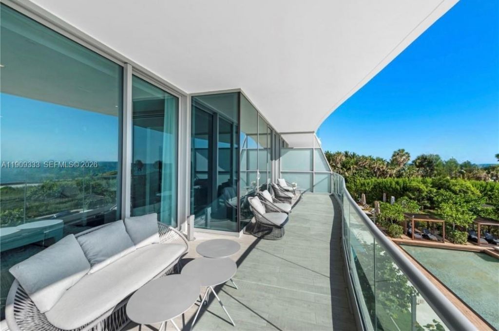 9349 Collins Ave, Unit 304, Surfside, FL 33154 Photo