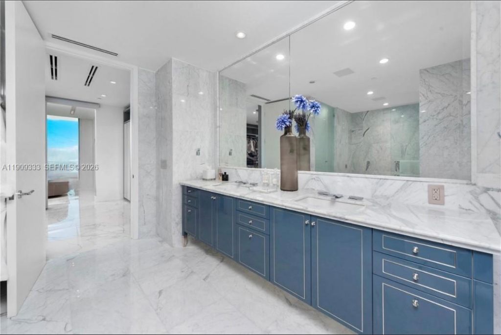 9349 Collins Ave, Unit 304, Surfside, FL 33154 Photo