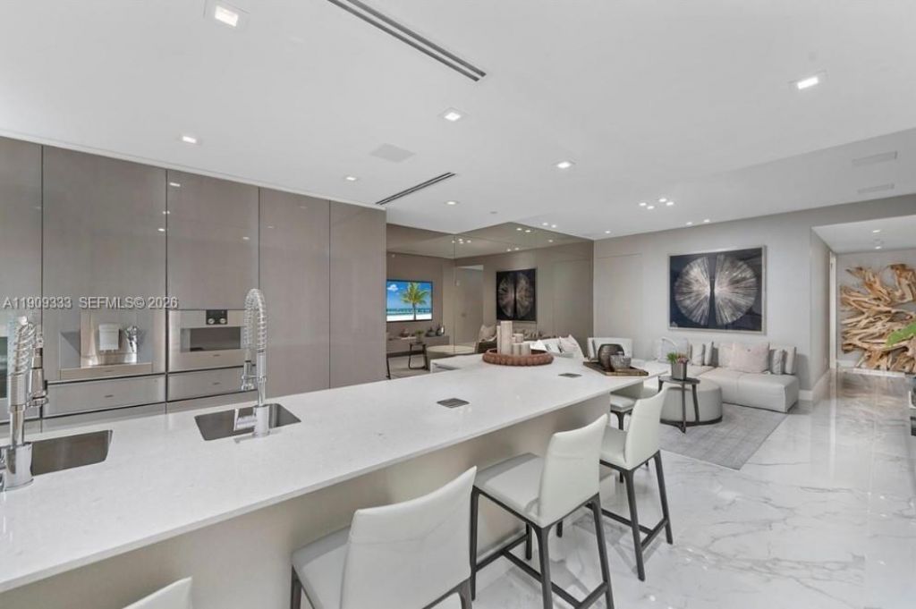 9349 Collins Ave, Unit 304, Surfside, FL 33154 Photo