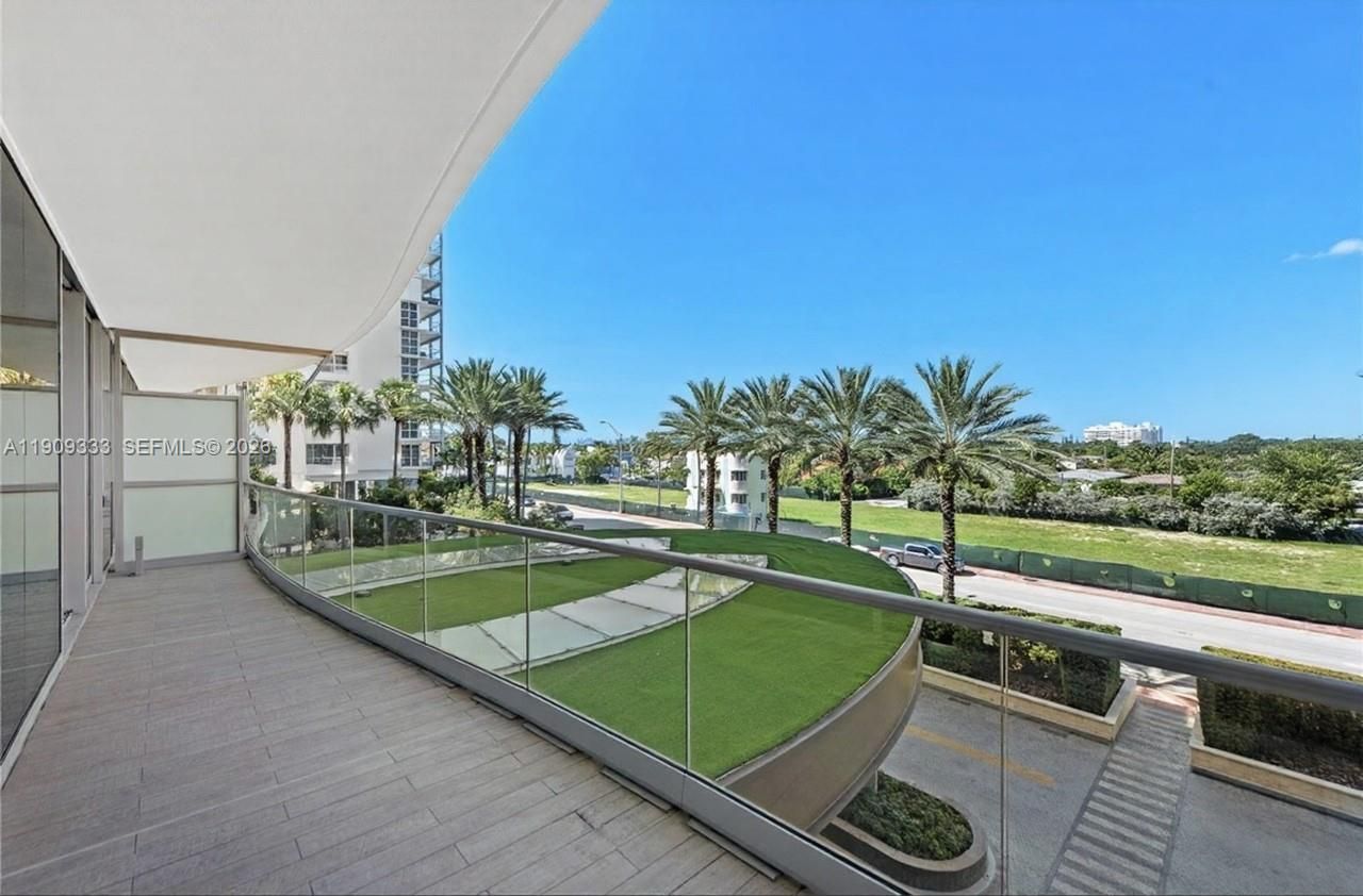 9349 Collins Ave, Unit 304, Surfside, FL 33154 Photo