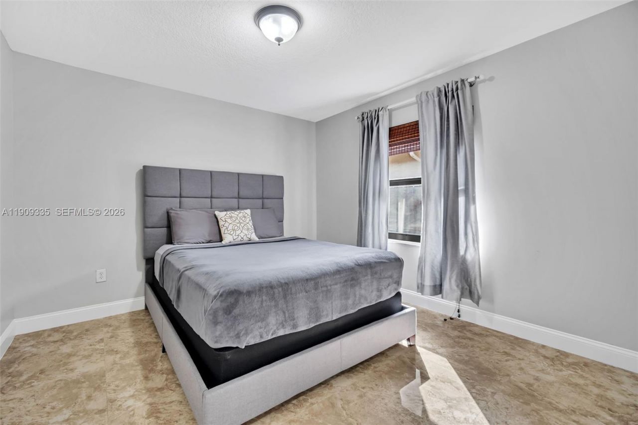 15462 SW 115th St, Miami, FL 33196 Photo