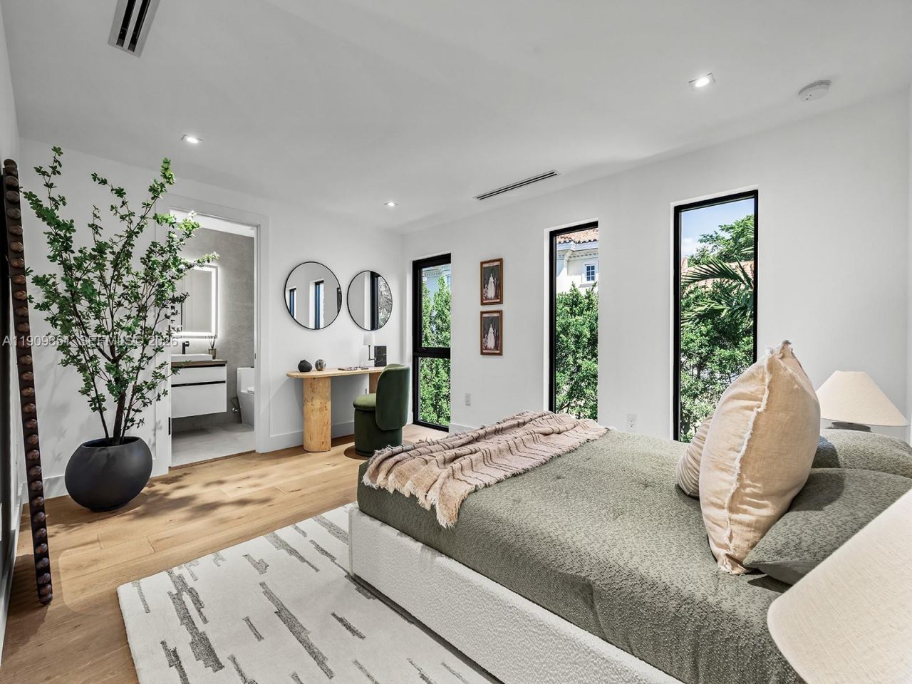 7910 Los Pinos Cir, Coral Gables, FL 33143 Photo