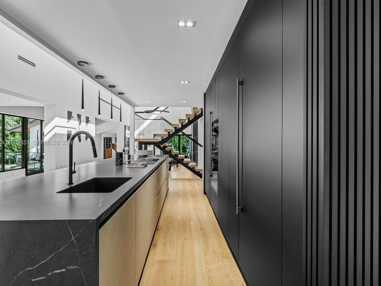 7910 Los Pinos Cir, Coral Gables, FL 33143 Photo