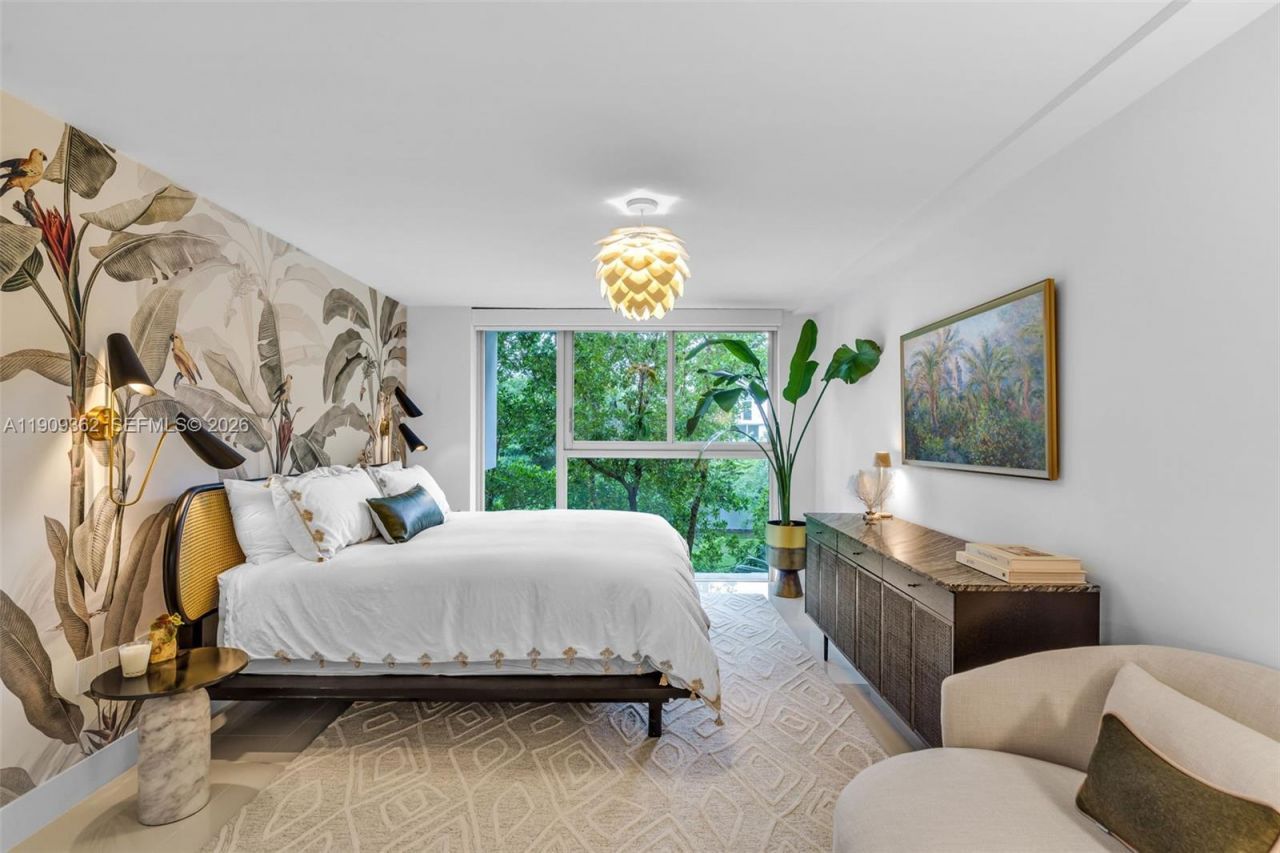 1100 100th St, Unit 401, Bay Harbor Islands, FL 33154 Photo