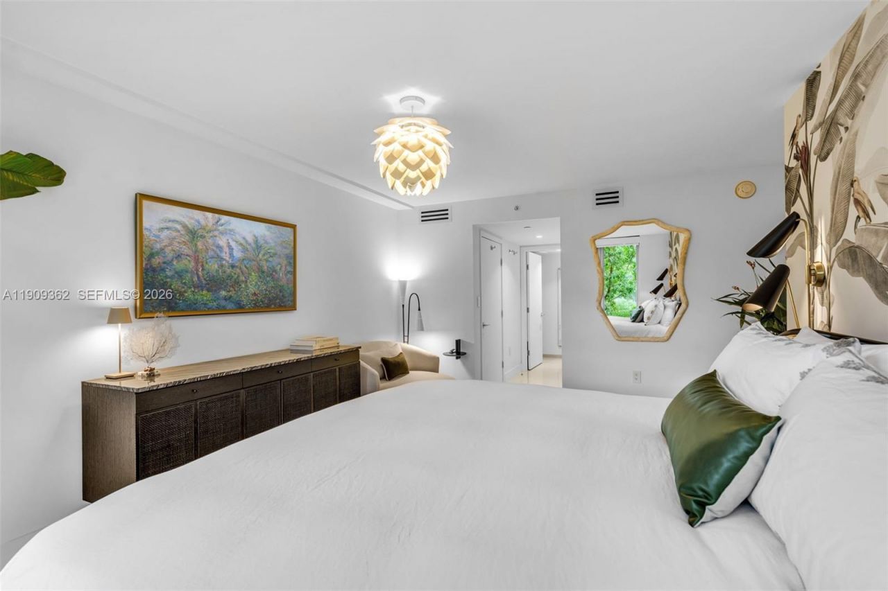 1100 100th St, Unit 401, Bay Harbor Islands, FL 33154 Photo