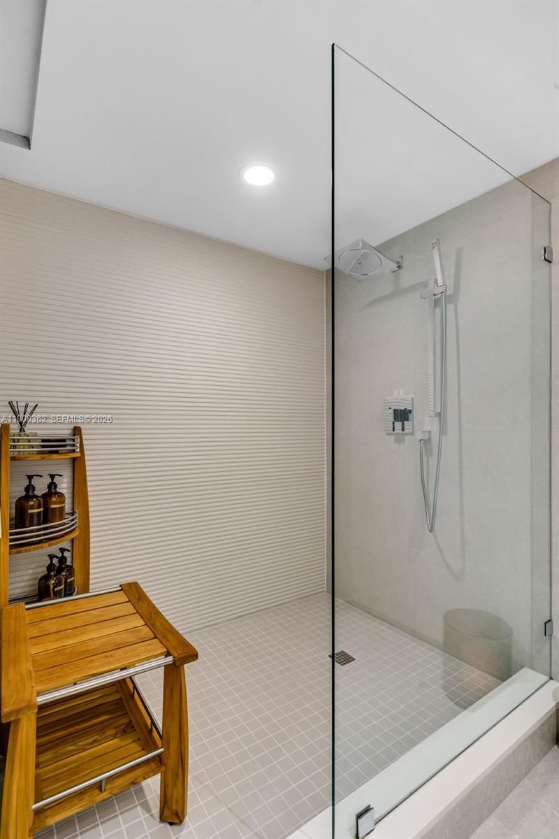 1100 100th St, Unit 401, Bay Harbor Islands, FL 33154 Photo