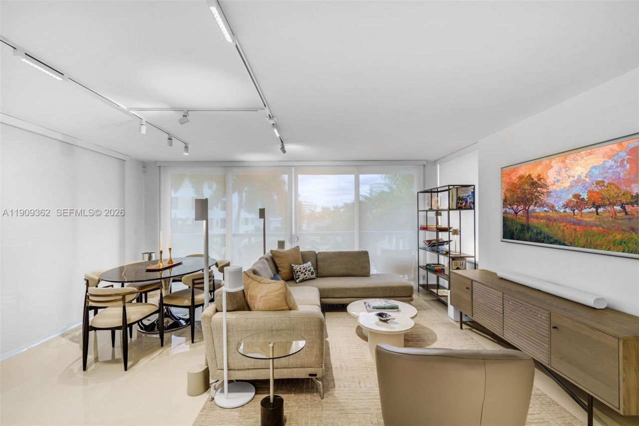 1100 100th St, Unit 401, Bay Harbor Islands, FL 33154 Photo