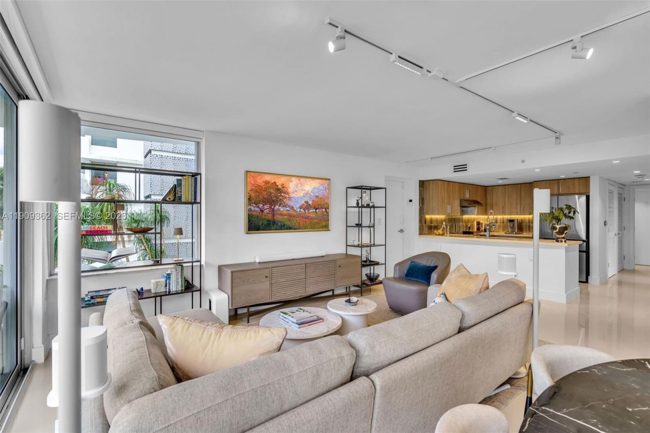 1100 100th St, Unit 401, Bay Harbor Islands, FL 33154 Photo