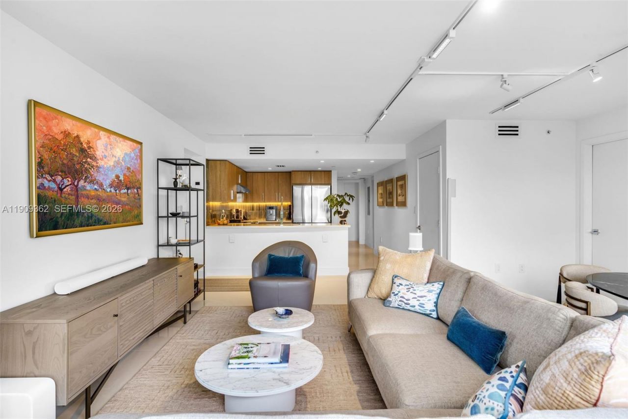 1100 100th St, Unit 401, Bay Harbor Islands, FL 33154 Photo