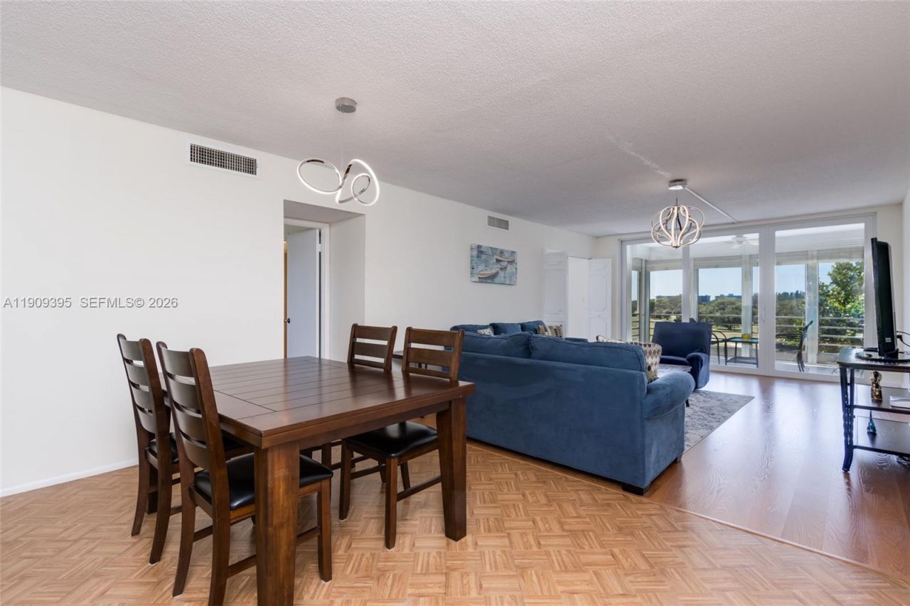 2671 S Course Dr, Unit 506, Pompano Beach, FL 33069 Photo