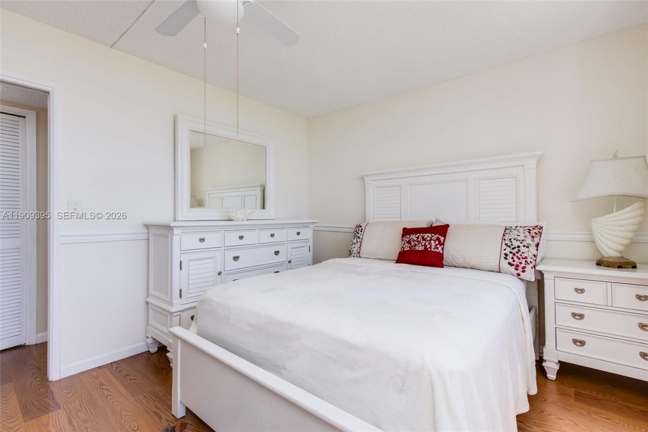 2671 S Course Dr, Unit 506, Pompano Beach, FL 33069 Photo
